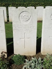 Warloy-Baillon Communal Cemetery Extension - Wigglesworth, T