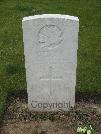 Zouave Valley Cemetery Souchez - Roper, C S
