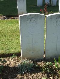 Zouave Valley Cemetery Souchez - Turner, E H
