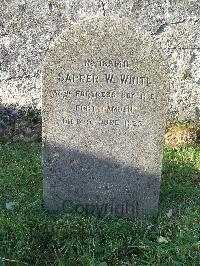 Fort Carlisle Military Cemetery - White, W