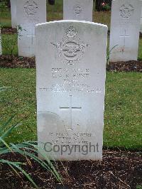 Brookwood Military Cemetery - Hunt, Edward Arthur Ronald