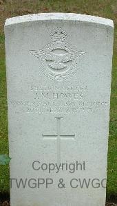 Brookwood Military Cemetery - Howes, Joan Myfanwy