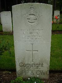 Brookwood Military Cemetery - Hussey, Frederic Lewarne Eric