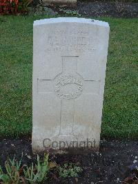Brookwood Military Cemetery - Jardine, Peter Forbes