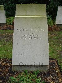 Brookwood Military Cemetery - Kauders, Valter