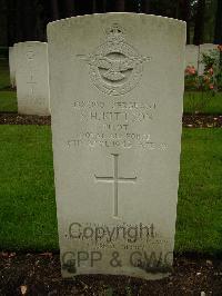 Brookwood Military Cemetery - Kittson, Santos Herbert