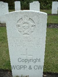 Brookwood Military Cemetery - Lamarche, Leo Leon