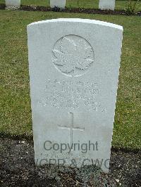 Brookwood Military Cemetery - Logan, Thomas