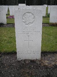 Brookwood Military Cemetery - Lynch, John Russell