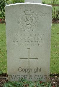 Brookwood Military Cemetery - Lathey, A R