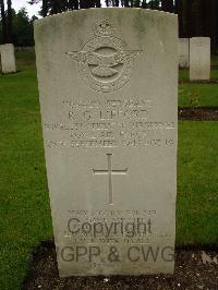 Brookwood Military Cemetery - Lifford, Raymond George