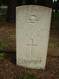 Brookwood Military Cemetery - Little, Alec Gerard