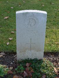 Brookwood Military Cemetery - Lowe, Ernest Edwin