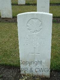 Brookwood Military Cemetery - MacAdams, Ronald Freeman