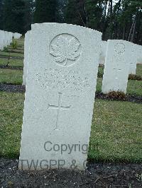 Brookwood Military Cemetery - MacDonald, Robert Harold