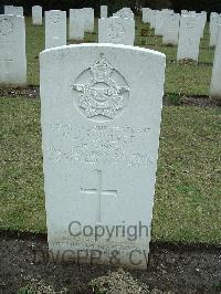 Brookwood Military Cemetery - MacLeod, Gordon Alden