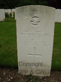 Brookwood Military Cemetery - MacRae, William John