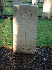 Brookwood Military Cemetery - MacGillivray, Ralph Northcliffe