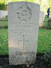 Brookwood Military Cemetery - MacHum, Donald Blair