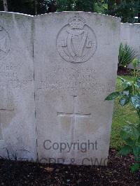 Brookwood Military Cemetery - MacKin, John