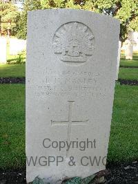 Brookwood Military Cemetery - Manley, L N