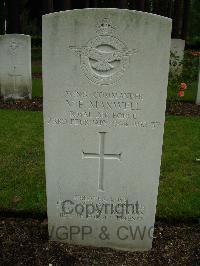 Brookwood Military Cemetery - Maxwell, Victor Edwin