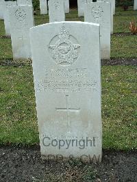 Brookwood Military Cemetery - McCron, Samuel Lorne Wilfred