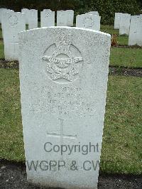 Brookwood Military Cemetery - McIvor, Kenneth Bruce