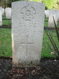 Brookwood Military Cemetery - McKie, Donald Galloway Watt