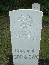 Brookwood Military Cemetery - McNabb, Neil Linklater