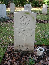 Brookwood Military Cemetery - McNair, Robert Wendall