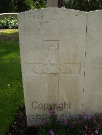 Brookwood Military Cemetery - Mills, Henry