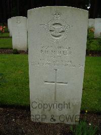 Brookwood Military Cemetery - Moller, Peter Harry