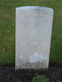 Brookwood Military Cemetery - Moultrie, Douglas