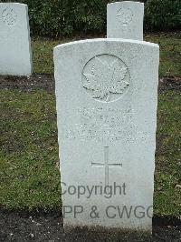 Brookwood Military Cemetery - Peever, Victor George