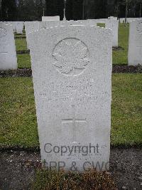 Brookwood Military Cemetery - Phillips, Elwood Theodore