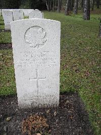 Brookwood Military Cemetery - Piper, Ronald