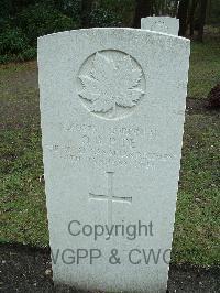 Brookwood Military Cemetery - Pipe, Oliver Robert