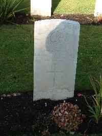 Brookwood Military Cemetery - Pennefather, T. De La Pole