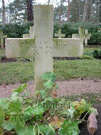 Brookwood Military Cemetery - Plee, Francois