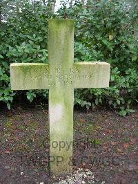 Brookwood Military Cemetery - Preira, Domingou