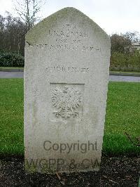 Brookwood Military Cemetery - Razniak, Jozef