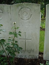 Brookwood Military Cemetery - Reeves, James