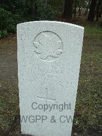 Brookwood Military Cemetery - Shadlock, Frank