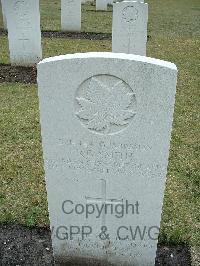 Brookwood Military Cemetery - Smith, Peter Erwin