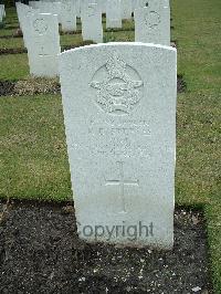 Brookwood Military Cemetery - Steeves, Hugh Douglas