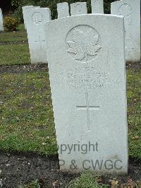 Brookwood Military Cemetery - Stewart, Robert Ian Orde