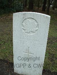 Brookwood Military Cemetery - Stewart, William Lawrence