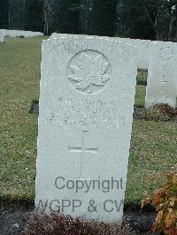 Brookwood Military Cemetery - Sullivan, Olaf