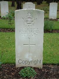 Brookwood Military Cemetery - Sylvester, Harry Garnet